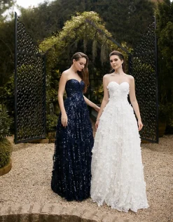 Formal / Prom Dresses | Gowns / Ballgowns<Bariano ADELA SWEETHEART PETAL BALL GOWN B41D01L