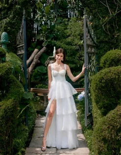 Formal / Prom Dresses | Gowns / Ballgowns<Bariano ELVYRA CRYSTAL ORGANZA TIERED GOWN B68D24L WHITE
