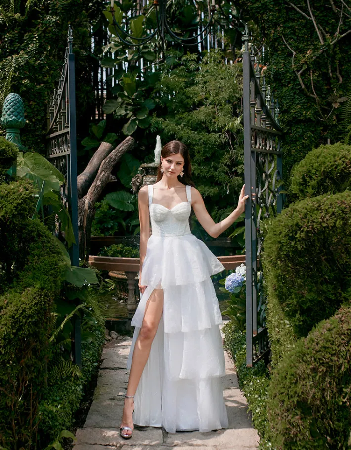 Formal / Prom Dresses | Gowns / Ballgowns<Bariano ELVYRA CRYSTAL ORGANZA TIERED GOWN B68D24L WHITE